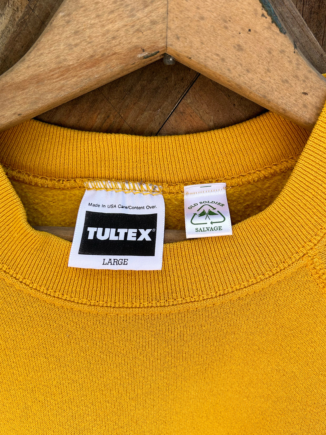 Yacht Squadron Crew - Gold