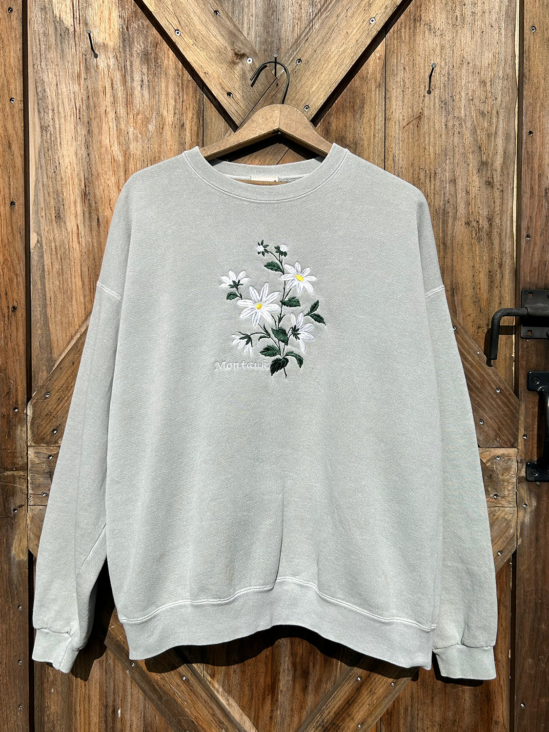 Flower crewneck discount